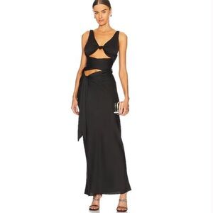 GUIZIO Wrapped Maxi Dress in Black Size: XS